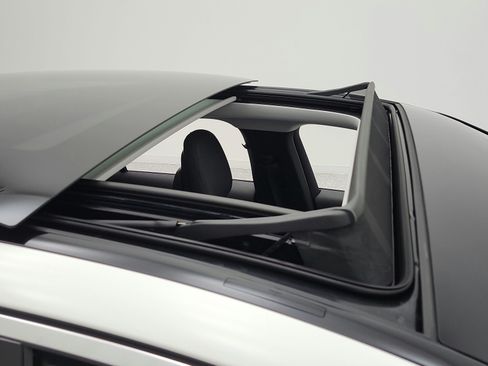 Certified 2026 Mercedes-Benz E 350 Sedan image 19
