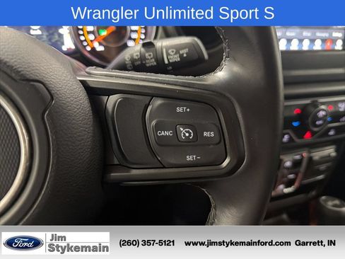 Used 2021 Jeep Wrangler Unlimited Sport w/ Technology Group AWD/4WD image 19