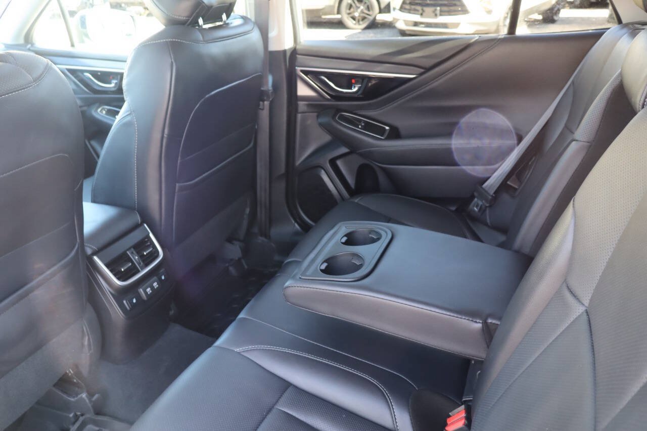 Used 2020 Subaru Outback Limited w/ Popular Package #2 AWD/4WD image 13