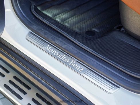 Used 2024 Mercedes-Benz GLS 450 4MATIC image 53