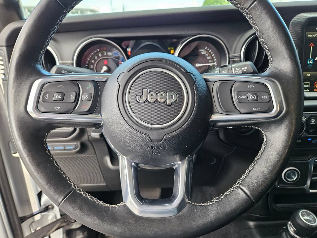 Used 2023 Jeep Wrangler Unlimited Sahara w/ Cold Weather Group AWD/4WD image 23