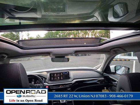 Used 2024 Acura MDX SH-AWD image 17