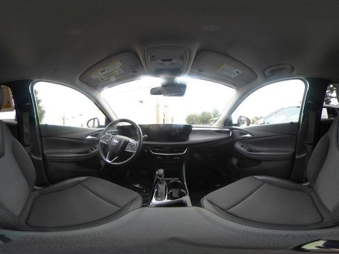Used 2025 Buick Encore GX Preferred image 39