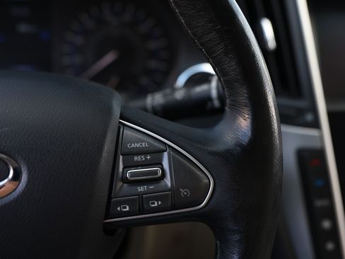 Used 2017 INFINITI Q50 2.0t image 31