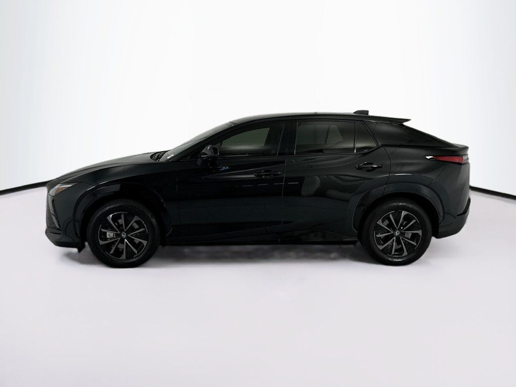 Used 2026 Lexus RZ 350e 2WD w/ Accessory Package (Z1) image 8