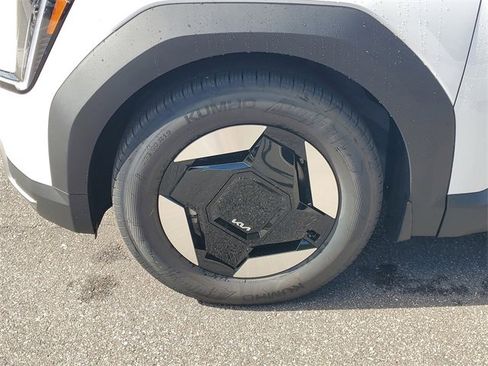 New 2026 Kia EV9 Light image 4