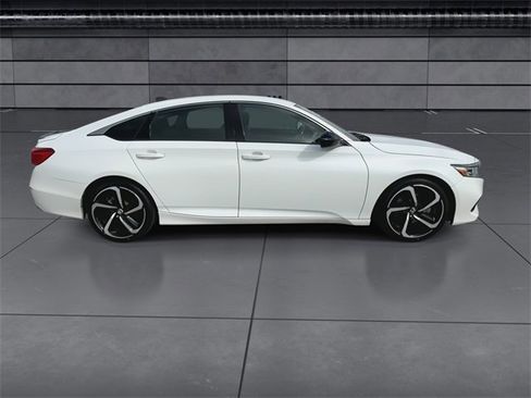 Used 2022 Honda Accord Sport Special Edition image 9