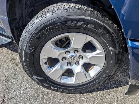 Used 2023 RAM 1500 Big Horn AWD/4WD image 4