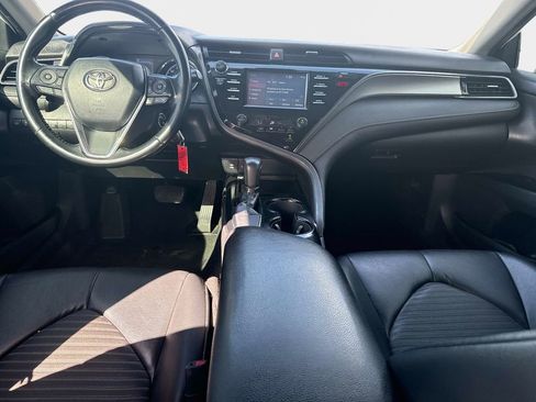Used 2019 Toyota Camry SE image 15