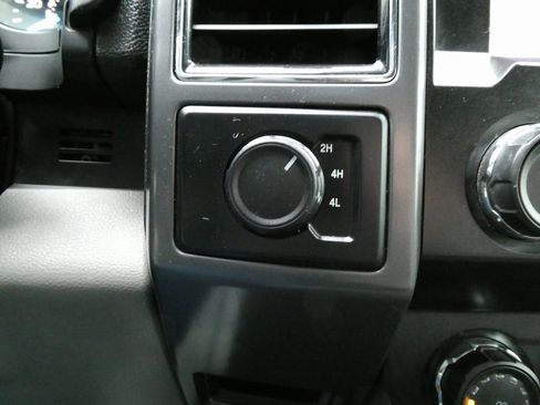 Used 2019 Ford F150 XLT w/ Equipment Group 301A Mid image 28