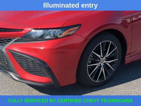 Used 2023 Toyota Camry SE image 13