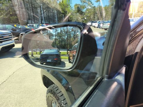 Certified 2023 Toyota Tacoma SR5 image 11