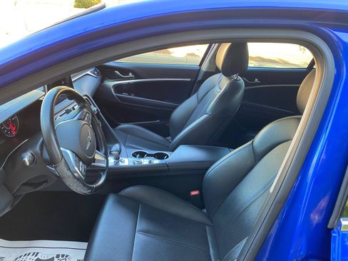 Used 2019 Genesis G70 2.0T Advanced RWD image 30