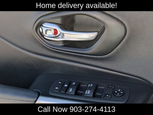 Used 2022 Jeep Cherokee Latitude Lux AWD/4WD image 27