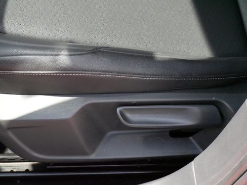 Used 2019 Volkswagen Jetta SE w/ Cold Weather Package FWD image 20