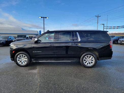 Certified 2024 Chevrolet Suburban Premier image 8