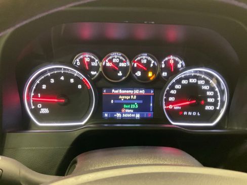 Used 2021 Chevrolet Silverado 1500 LT Trail Boss w/ Bed Protection Package image 2