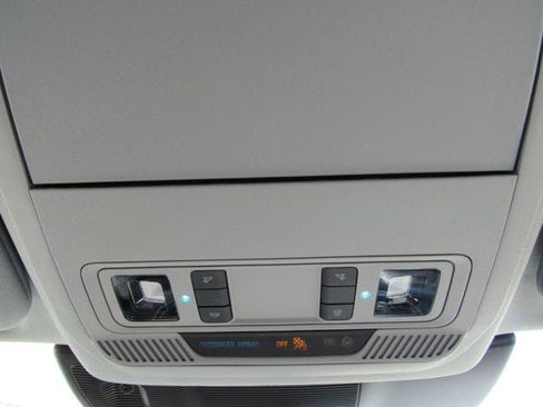 Used 2024 Ford Explorer XLT w/ Equipment Group 202A AWD/4WD image 24