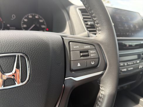 Certified 2025 Honda Ridgeline RTL image 31