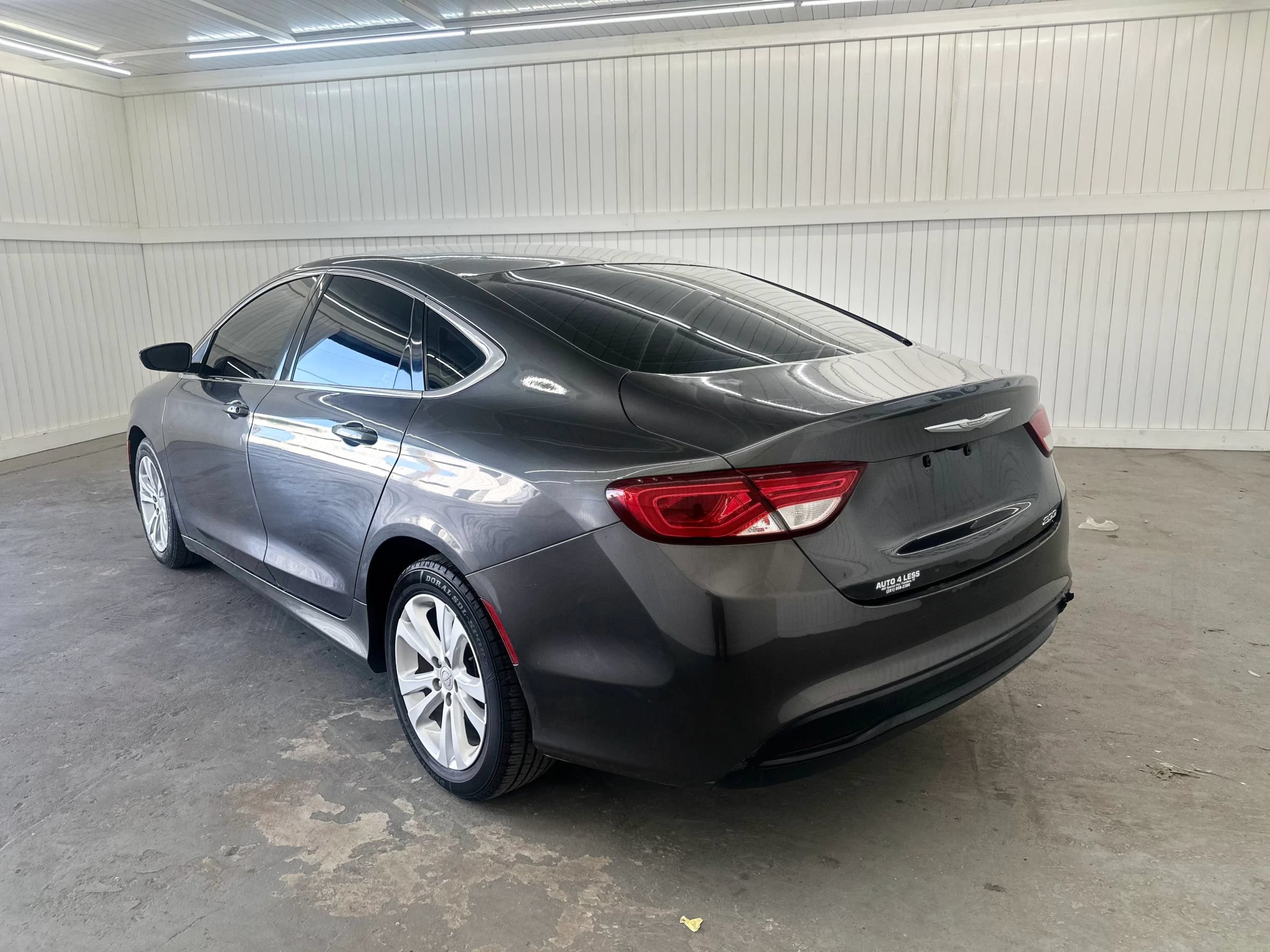 Used 2016 Chrysler 200 LX FWD image 7