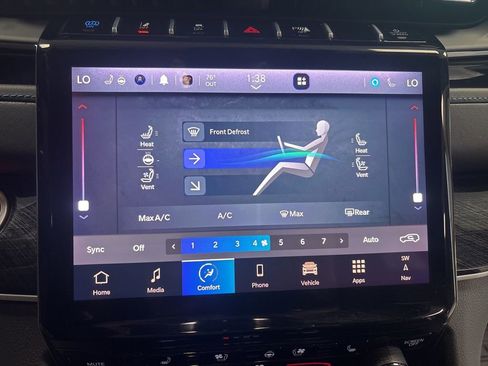 Used 2024 Jeep Grand Cherokee Trailhawk w/ Luxury Tech Group III AWD/4WD image 21