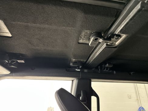 Used 2025 Ford Bronco Outer Banks AWD/4WD image 28