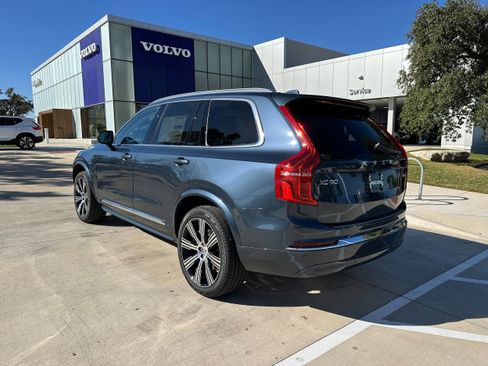 Used 2025 Volvo XC90 B6 Plus w/ Protection Package Premier image 4