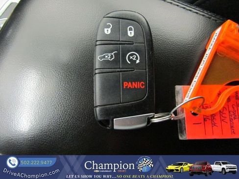 Used 2020 Jeep Grand Cherokee Limited w/ Luxury Group II image 12