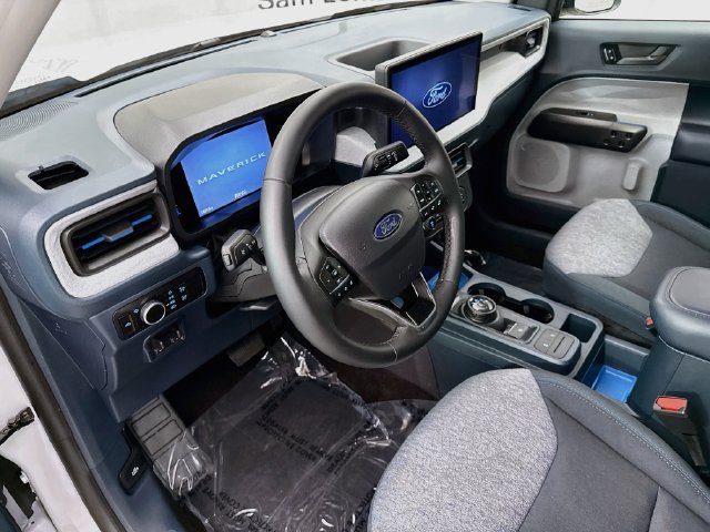 Used 2025 Ford Maverick XLT w/ XLT Luxury Package AWD/4WD image 9
