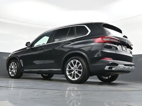Used 2022 BMW X5 xDrive40i w/ Premium Package AWD/4WD image 32