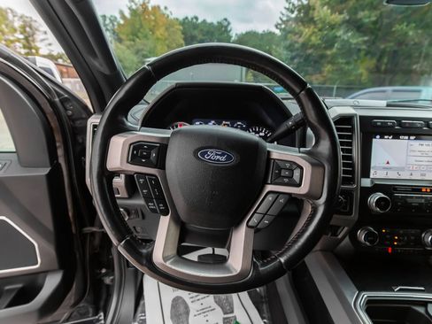 Used 2019 Ford F250 Platinum w/ Platinum Ultimate Package image 19
