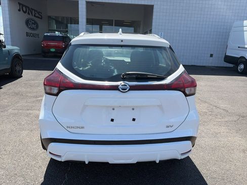 Used 2021 Nissan Kicks SV FWD image 4