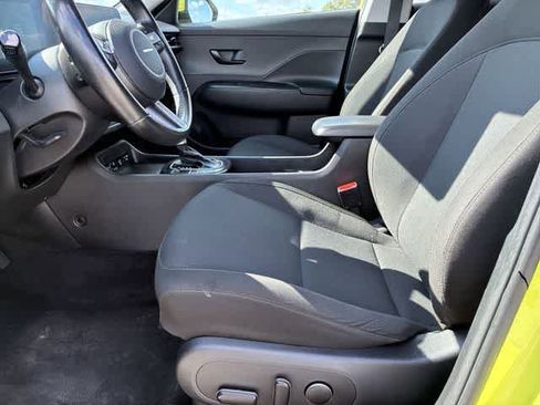 Used 2024 Hyundai Kona SEL FWD image 18