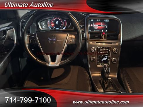 Used 2016 Volvo XC60 T5 w/ Proximity Package image 15