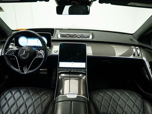 Used 2022 Mercedes-Benz S 580 4MATIC Sedan image 12