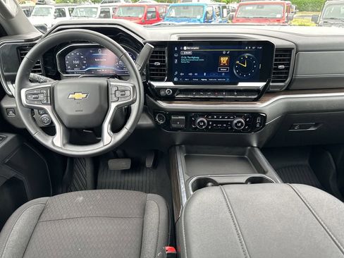 Used 2025 Chevrolet Silverado 2500 LT w/ All Star Edition AWD/4WD image 10