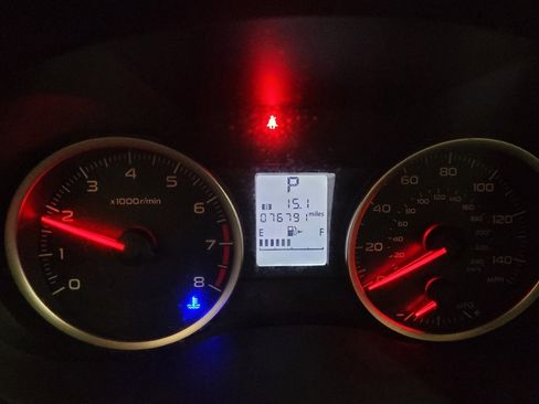 Used 2013 Subaru Crosstrek 2.0i Premium image 23