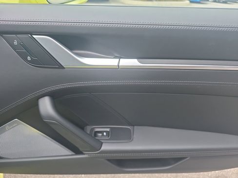 Certified 2025 Porsche 911 Carrera GTS image 19