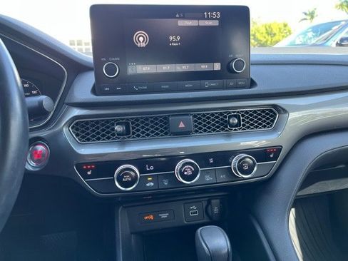 Used 2024 Acura Integra image 7