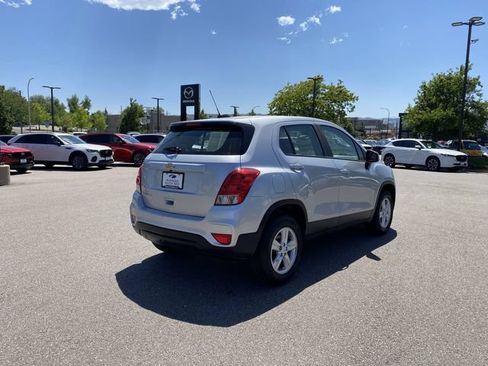 Used 2018 Chevrolet Trax LS AWD/4WD image 5