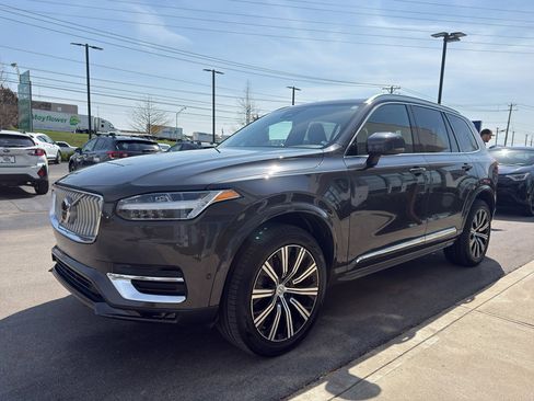 Used 2023 Volvo XC90 B6 Plus w/ Protection Package Premier image 7