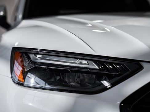 Used 2025 Audi Q5 2.0T Premium image 12