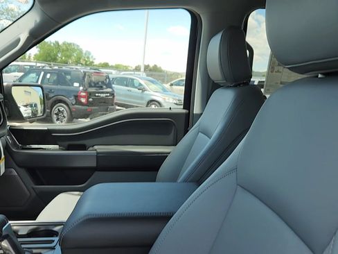 New 2025 Ford F150 Lightning Flash image 18