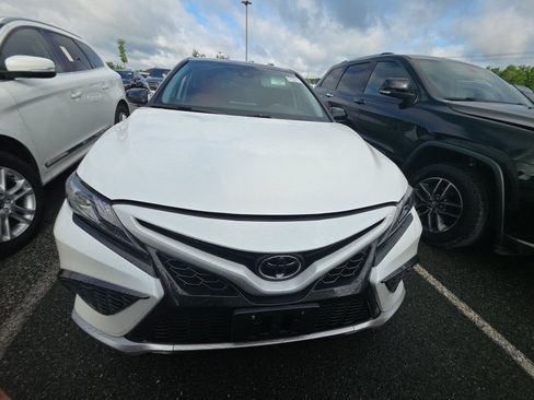 Used 2021 Toyota Camry XSE FWD image 2