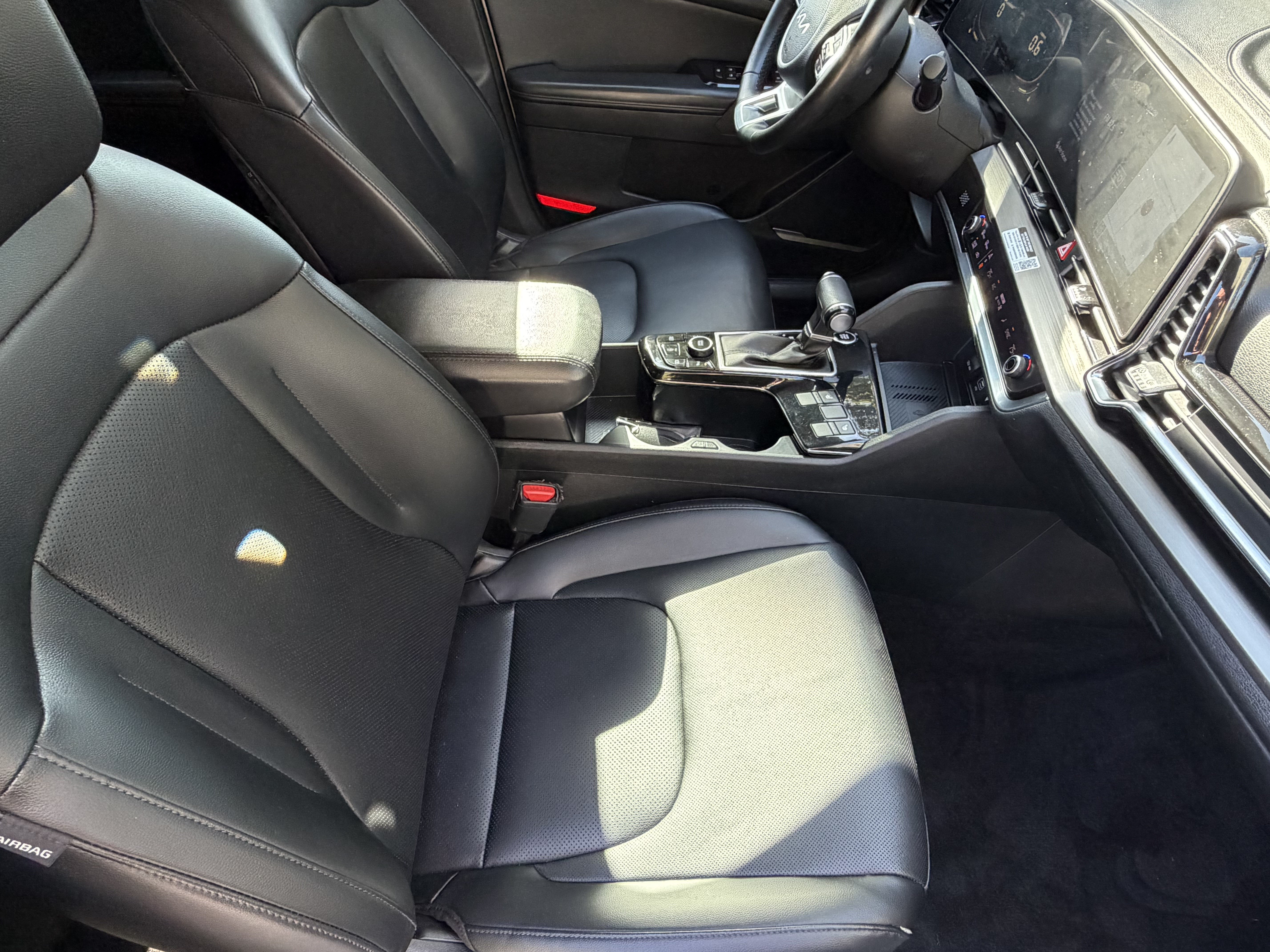 Used 2023 Kia Sportage EX FWD image 40