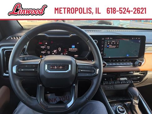 Used 2025 GMC Canyon AT4 AWD/4WD image 15