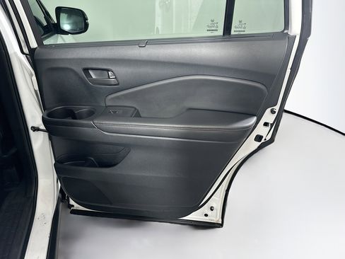 Used 2023 Honda Passport TrailSport image 30