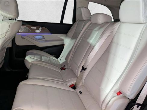 New 2026 Mercedes-Benz GLS 580 GLS 580 image 18