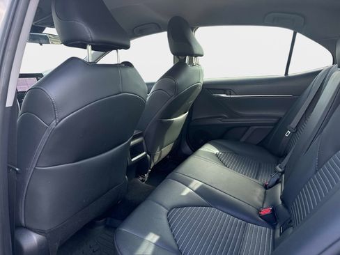 Used 2023 Toyota Camry SE image 13