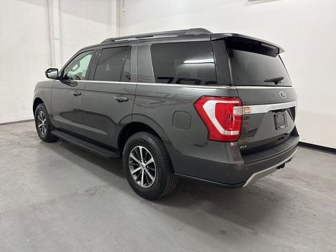 Used 2019 Ford Expedition XLT image 7